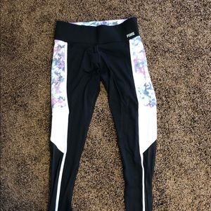 Victoria Secret PINK ultimate leggings